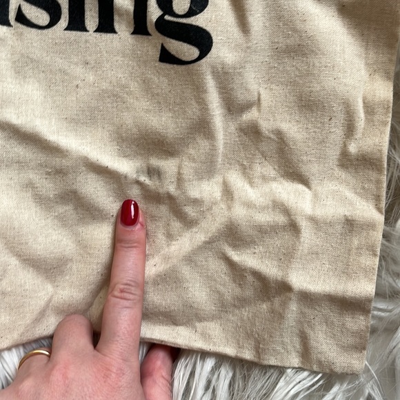 Pleasing Tote Bag - Picture 2 of 4